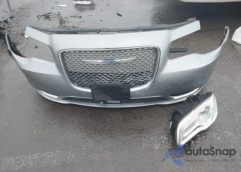 2017 Chrysler 300 C Platinum from USA, damaged, VIN 2C3CCAPG8HH657413